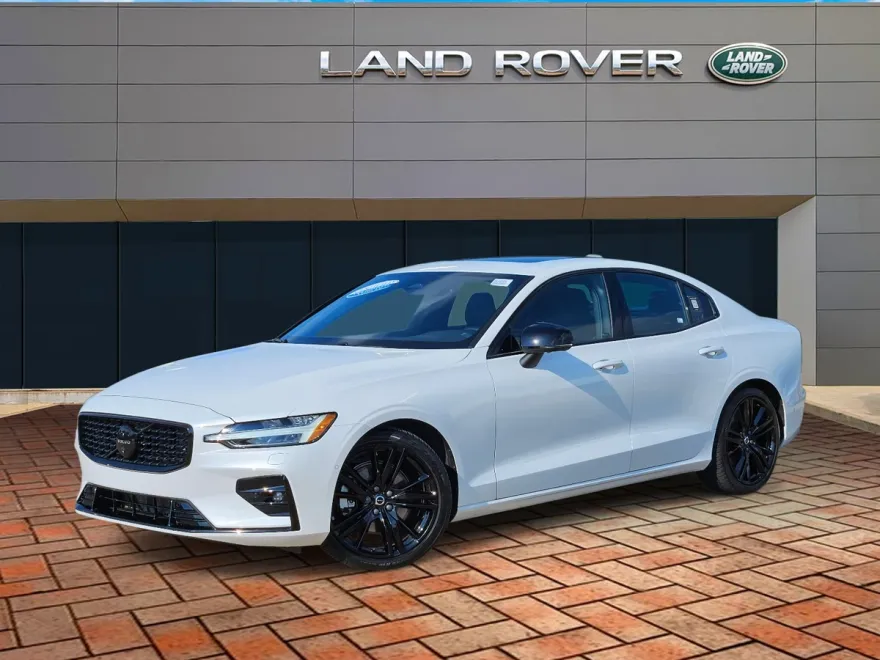 2024 Volvo S60 B5 AWD Plus Black Edition photo 1