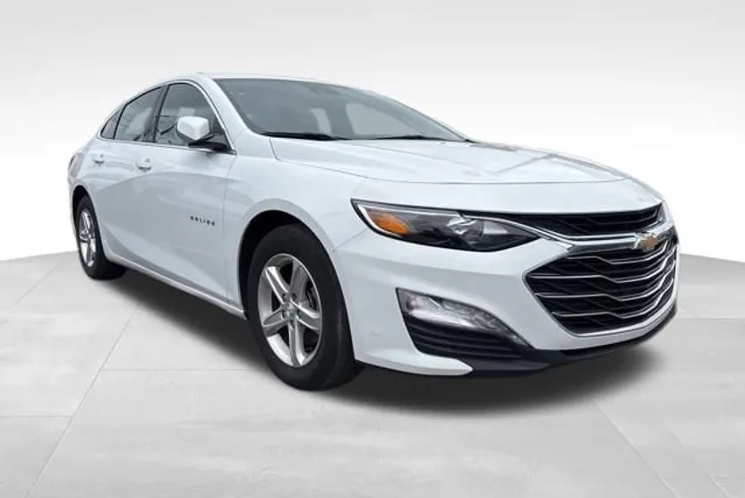 2023 Chevrolet Malibu 1LT photo 1