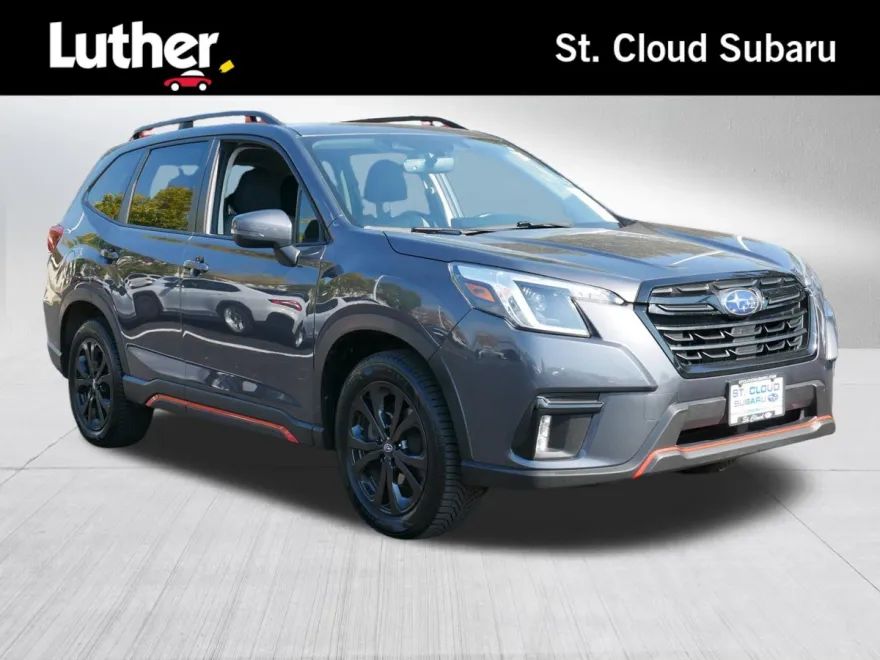 2023 Subaru Forester Sport photo 1