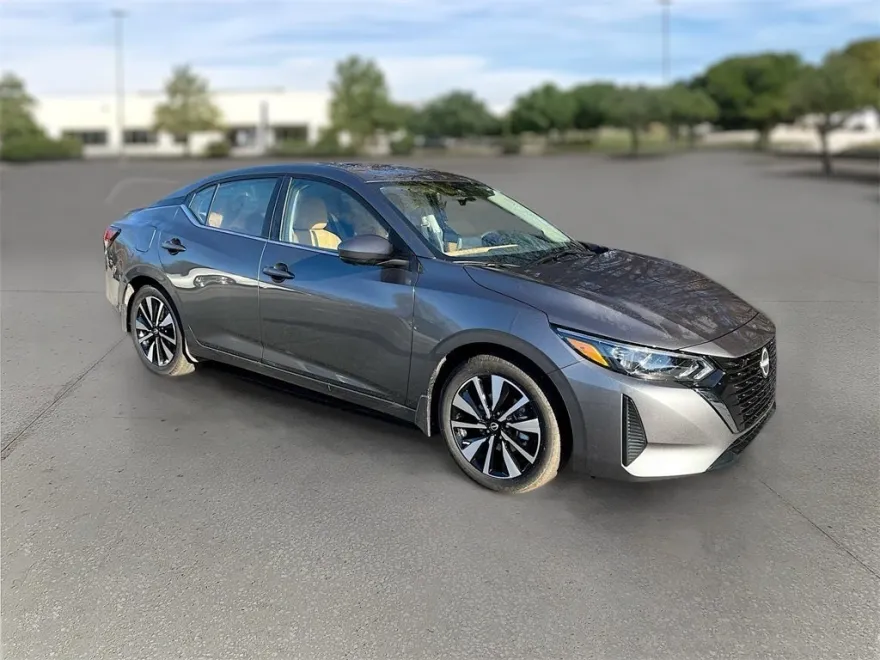 2025 Nissan Sentra SV photo 1