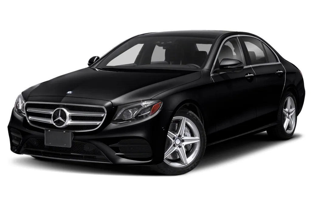 2019 Mercedes Benz E 300 Sedan 4MATIC photo 1