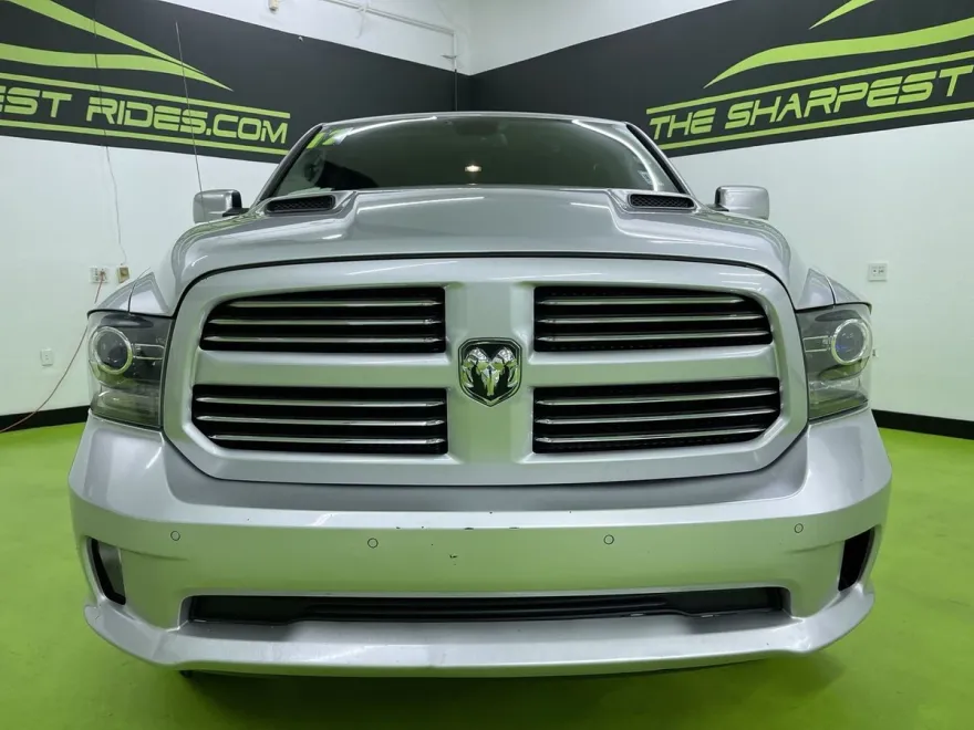 2017 Ram 1500 Sport photo 1