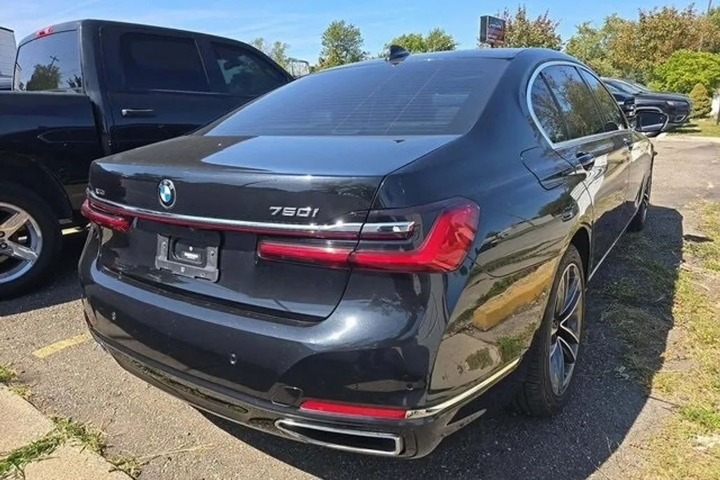 2022 Bmw 750Li photo 1