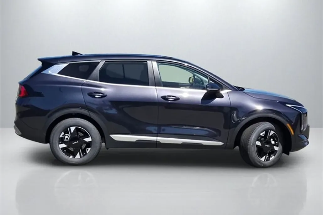 2026 Kia Sportage LX photo 1