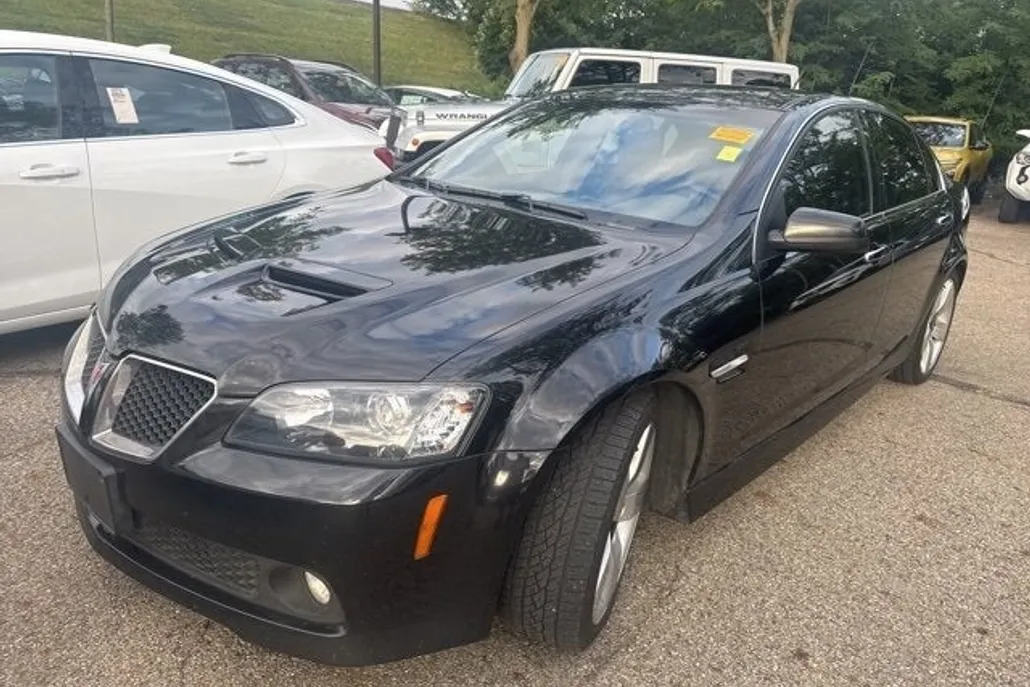 2009 Pontiac G8 GT photo 1