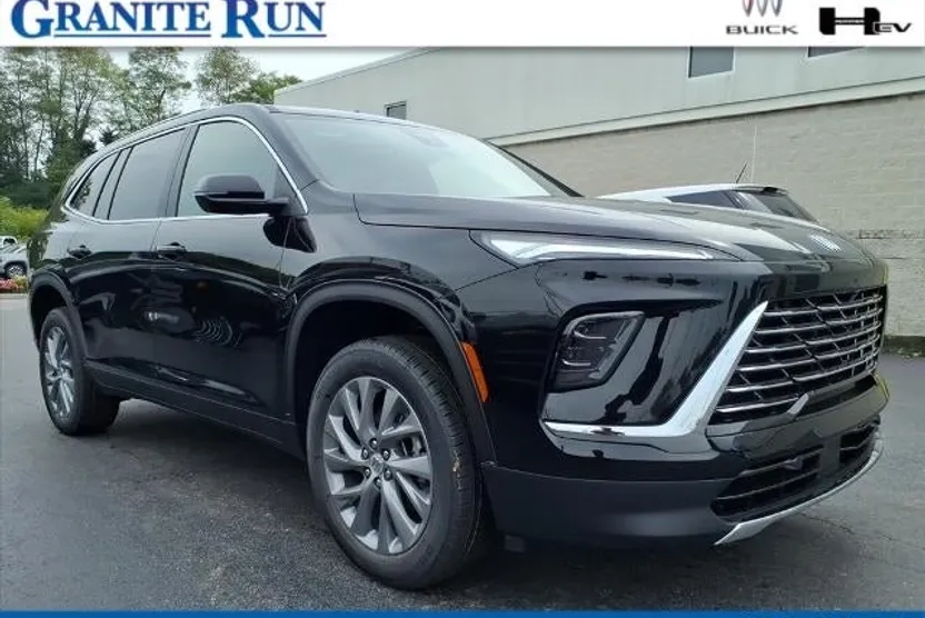 2026 Buick Enclave Preferred photo 1