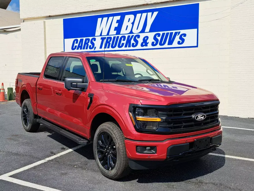 2023 Ford F-150 XLT photo 1
