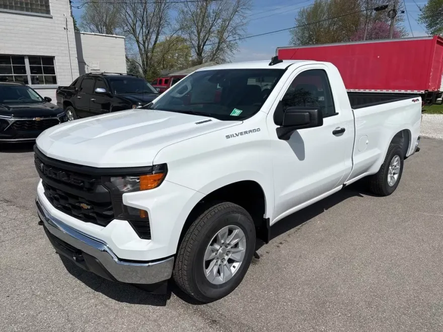 2025 Chevrolet Silverado 1500 photo 1