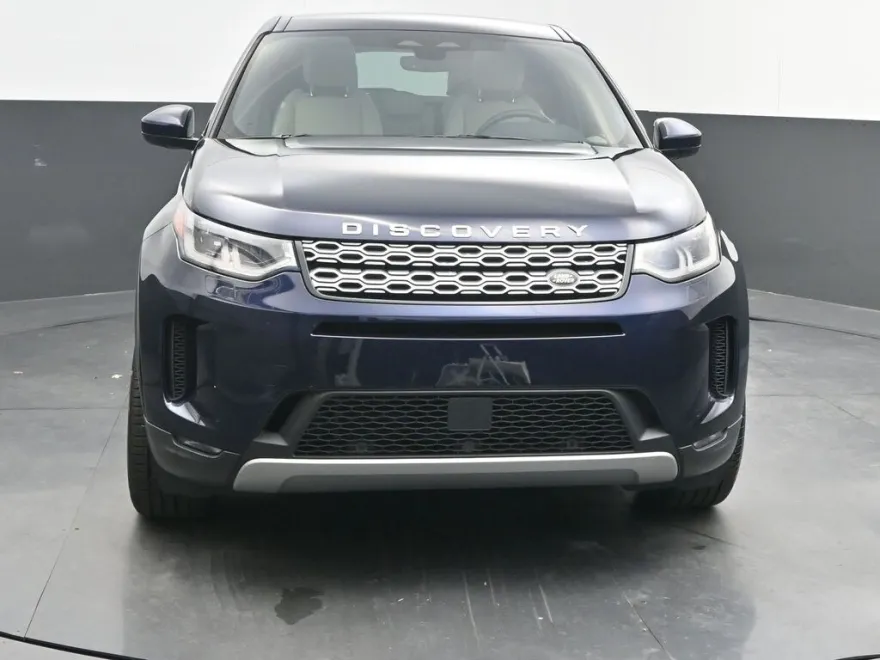 2023 Land Rover Discovery Sport SE photo 1