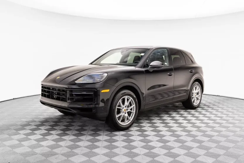 2024 Porsche Cayenne photo 1