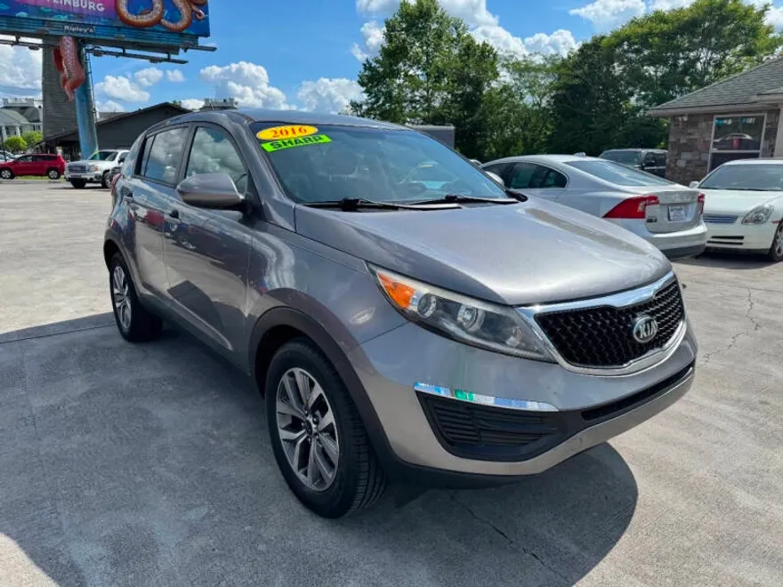 2016 Kia Sportage LX photo 1