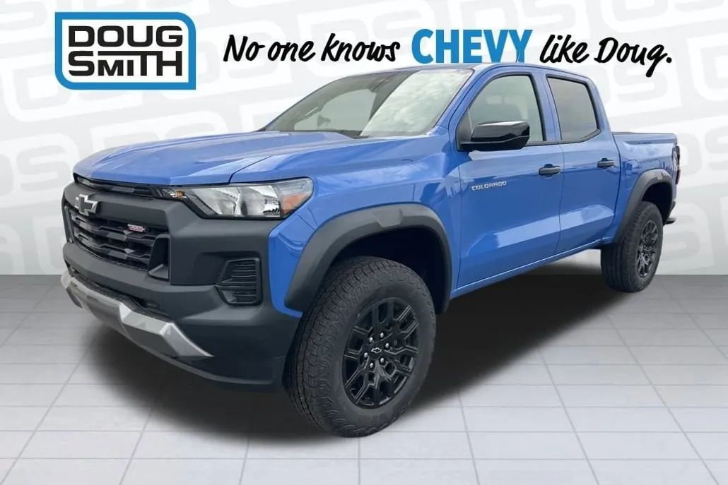 2026 Chevrolet Colorado Trail Boss photo 1