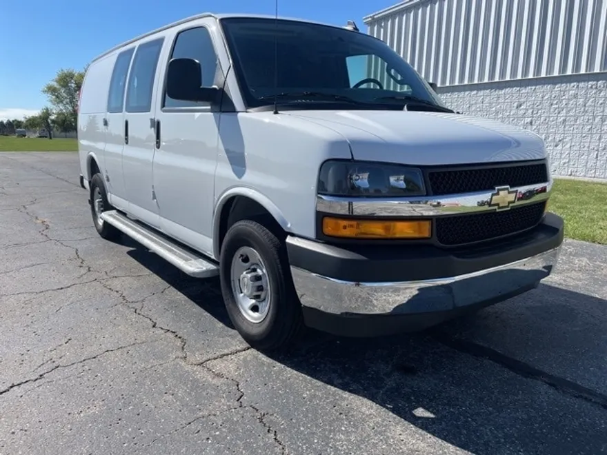 2024 Chevrolet Express 2500 Work Van Cargo photo 1