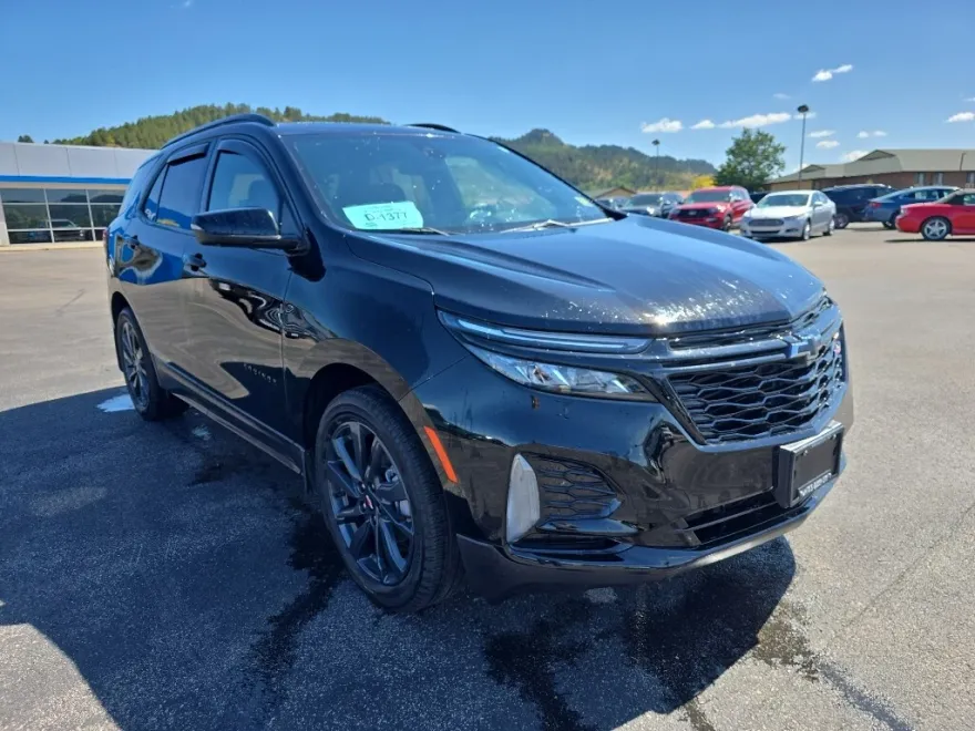2024 Chevrolet Equinox RS photo 1