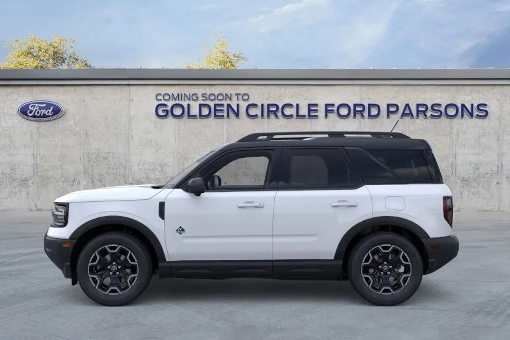 2025 Ford Bronco Sport Outer Banks photo 1