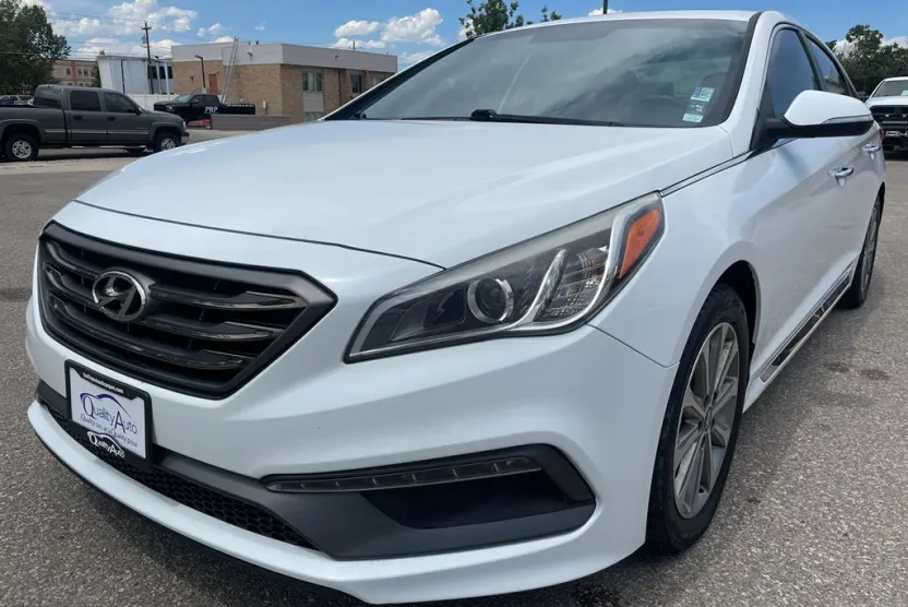 2017 Hyundai Sonata Limited photo 1
