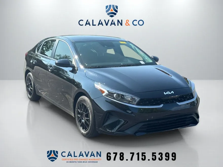 2023 Kia Forte LX photo 1