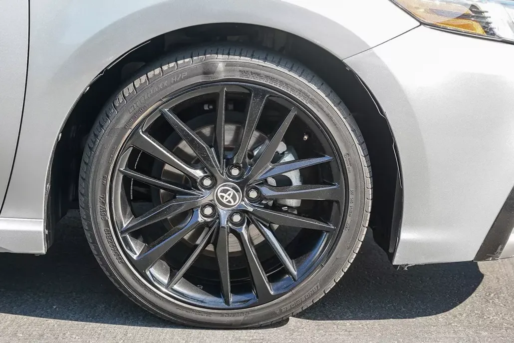 2022 Toyota Camry XSE photo 1