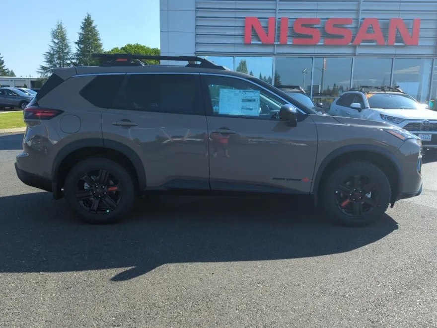 2026 Nissan Rogue AWD photo 1