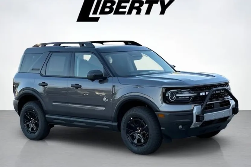 2025 Ford Bronco Sport Outer Banks photo 1