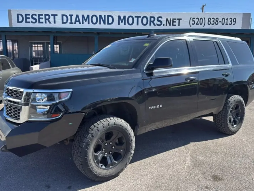 2019 Chevrolet Tahoe LS photo 1