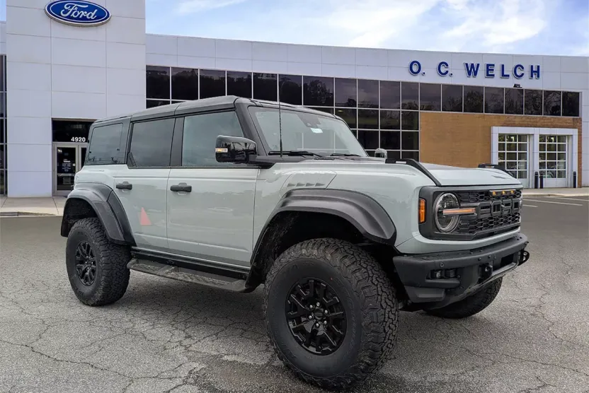 2024 Ford Bronco Raptor photo 1