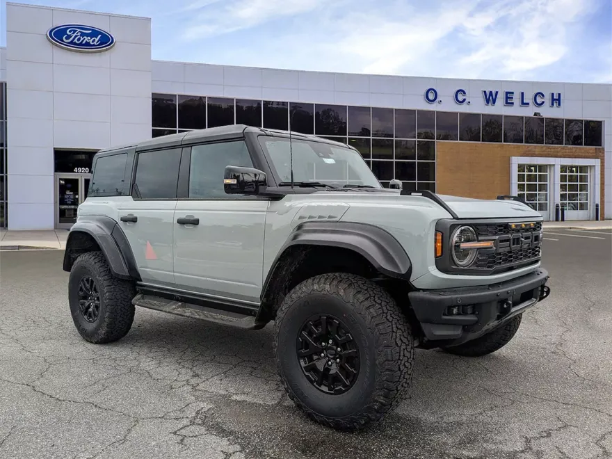 2024 Ford Bronco Raptor photo 1