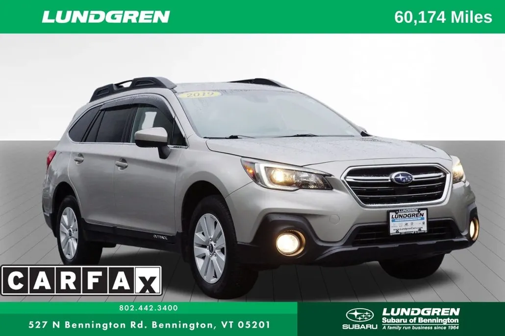 2019 Subaru Outback 2.5i Premium photo 1
