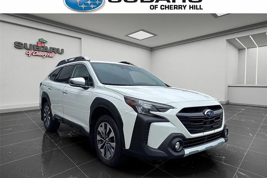 2024 Subaru Outback Touring XT photo 1