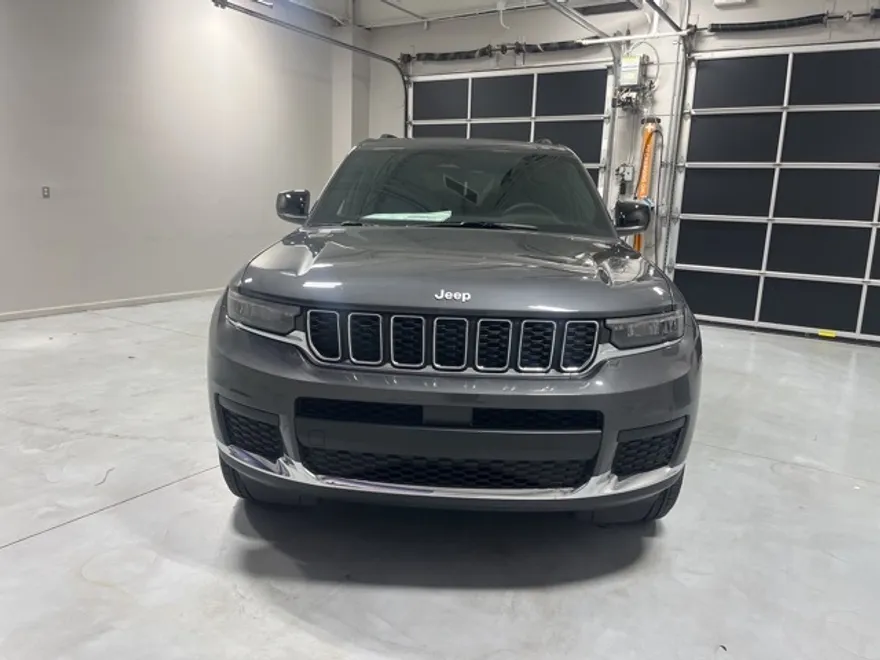2025 Jeep Grand Cherokee Laredo X photo 1