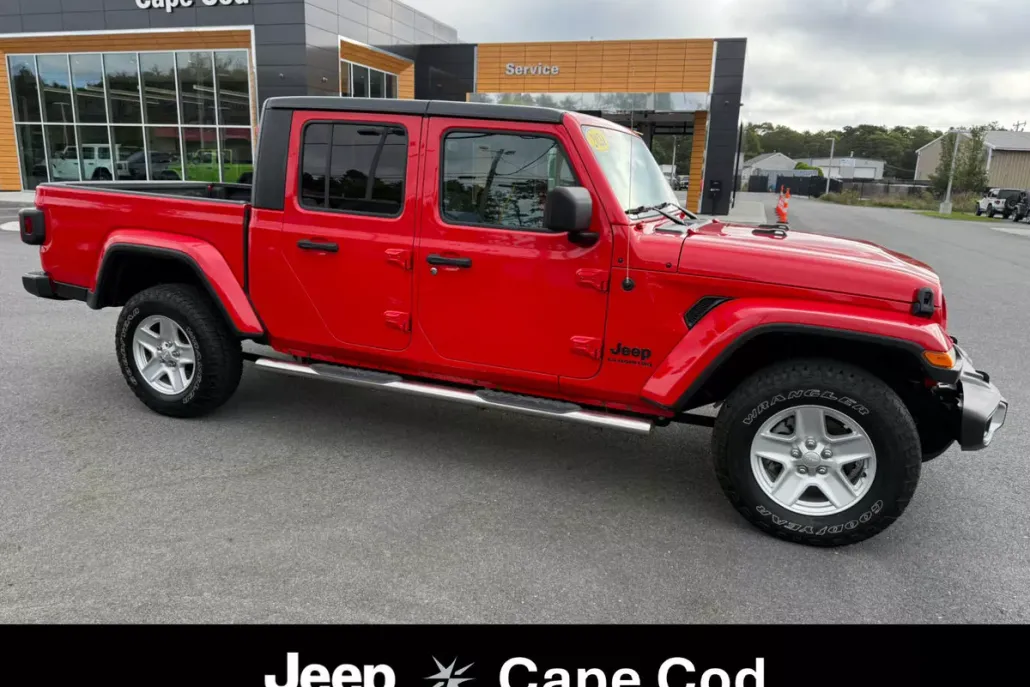 2021 Jeep Gladiator Sport S photo 1