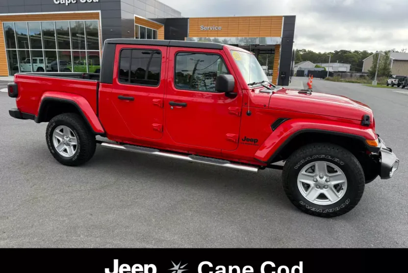 2021 Jeep Gladiator Sport S photo 1