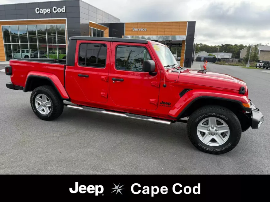 2021 Jeep Gladiator Sport S photo 1
