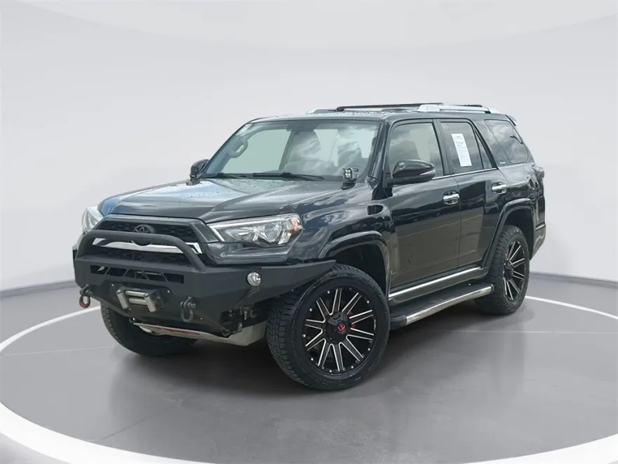 2018 Toyota 4Runner Limited photo 1