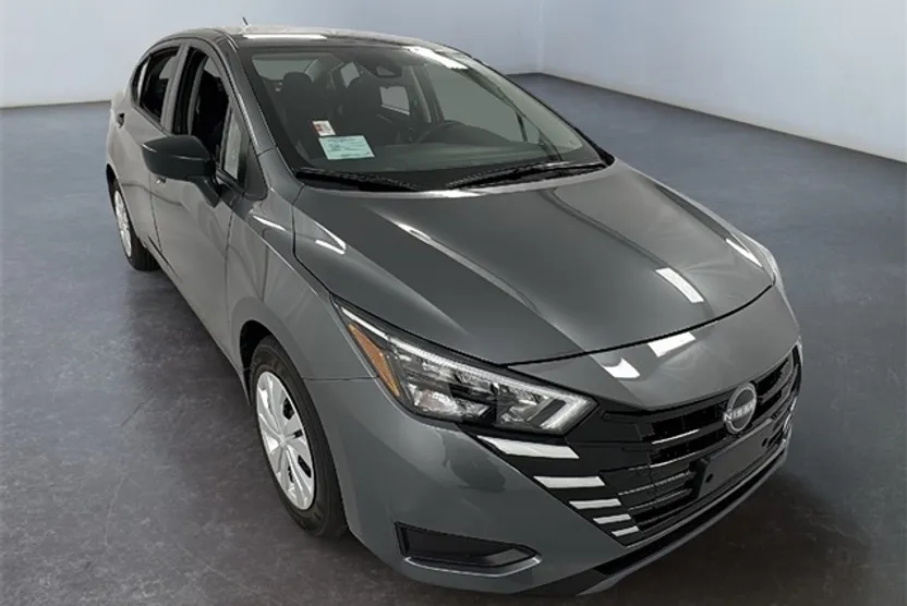 2025 Nissan Versa S photo 1