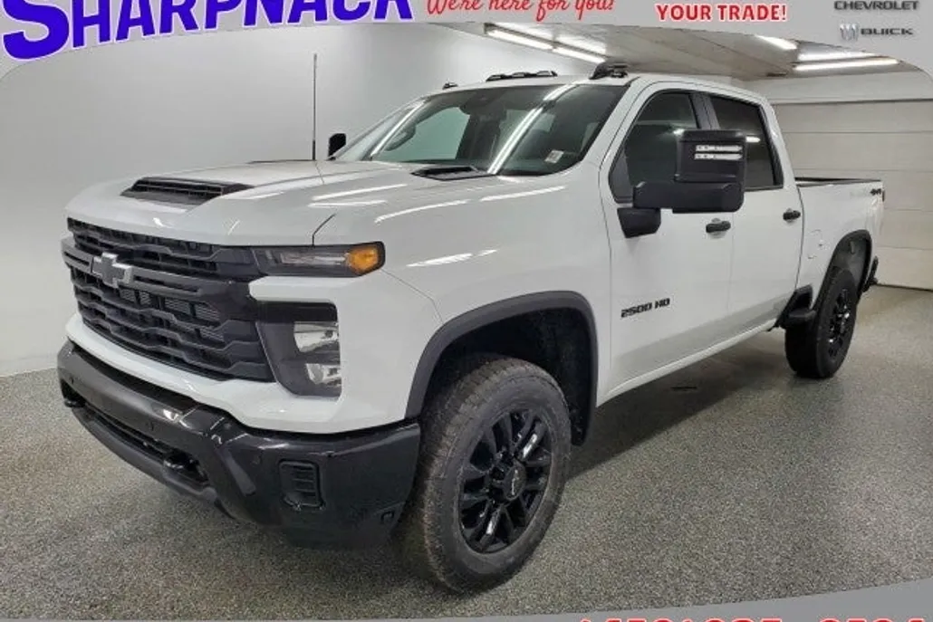 2025 Chevrolet Silverado 2500HD Custom photo 1