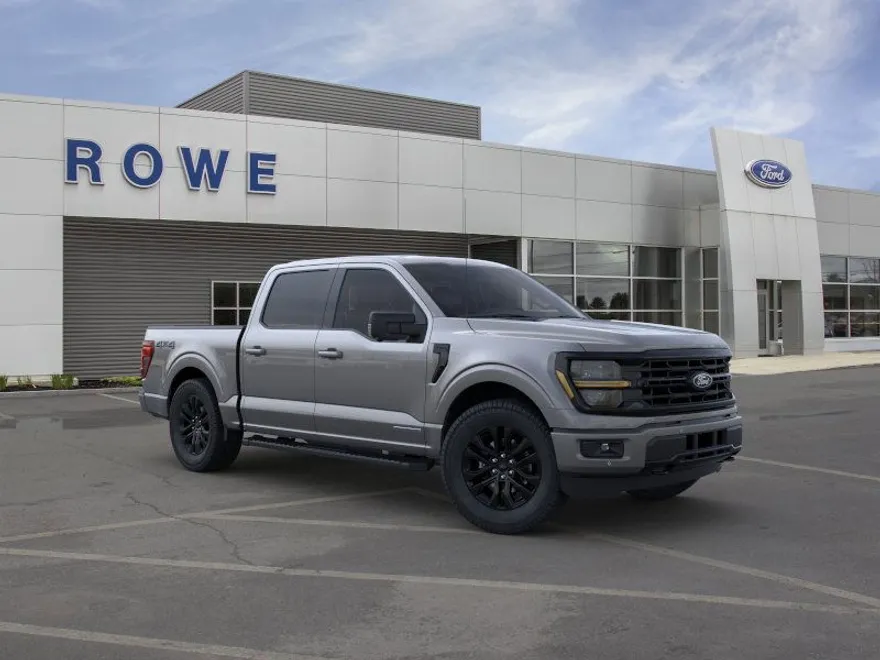 2025 Ford F-150 XLT photo 1