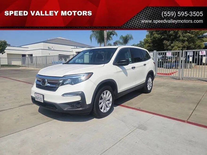 2019 Honda Pilot LX photo 1