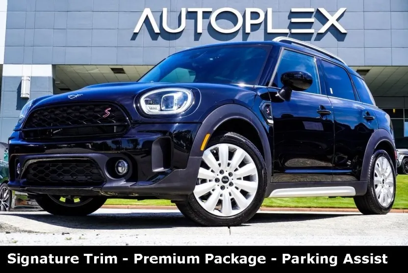 2022 Mini Cooper Signature photo 1