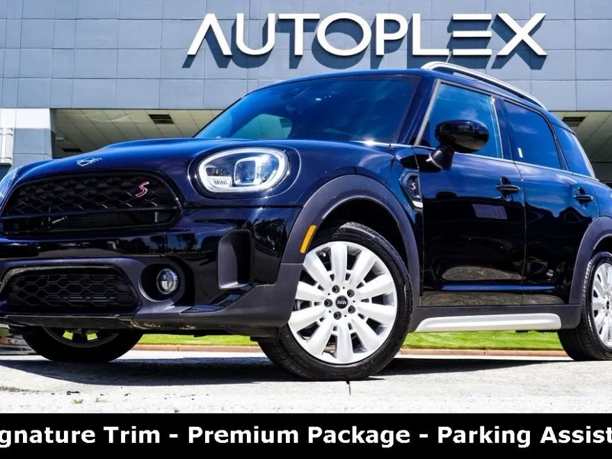 2022 Mini Cooper Signature photo 1