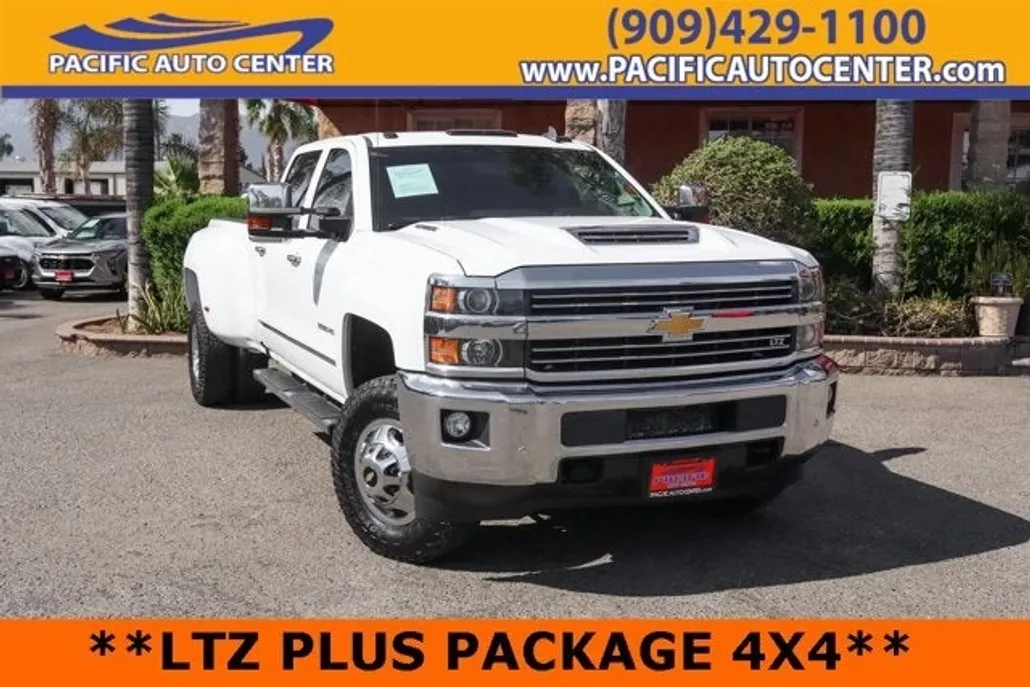 2019 Chevrolet Silverado 3500HD LTZ photo 1