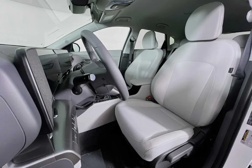 2026 Hyundai Kona SEL photo 1