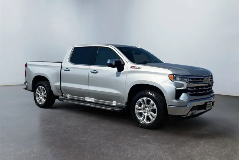 2022 Chevrolet Silverado 1500 LTZ photo 1