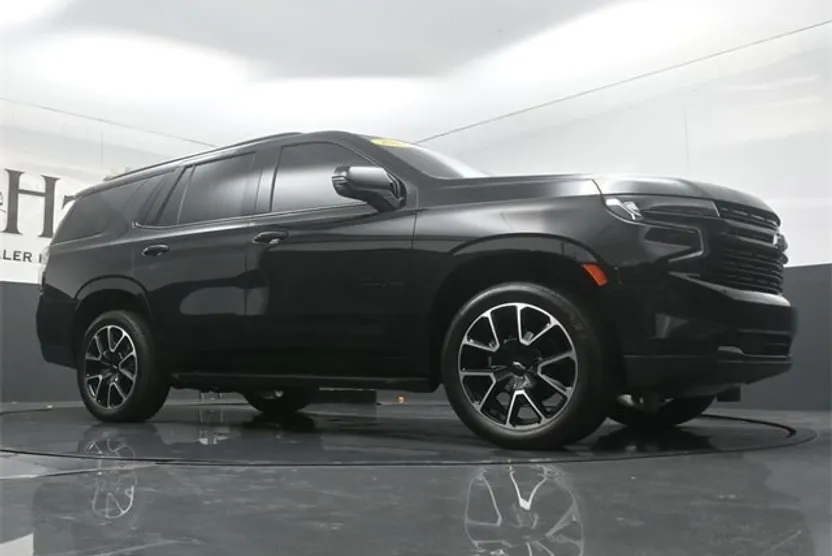 2023 Chevrolet Tahoe RST photo 1