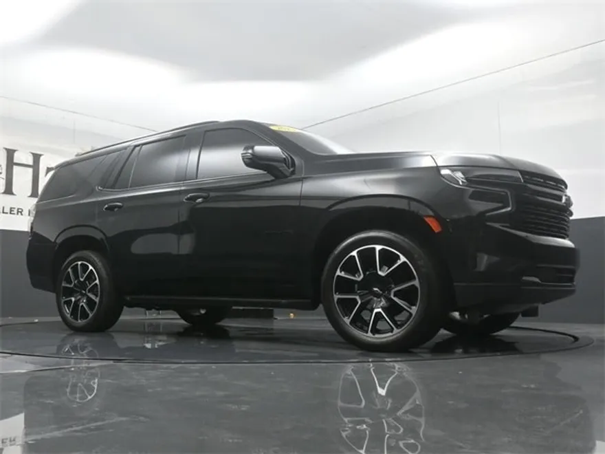 2023 Chevrolet Tahoe RST photo 1