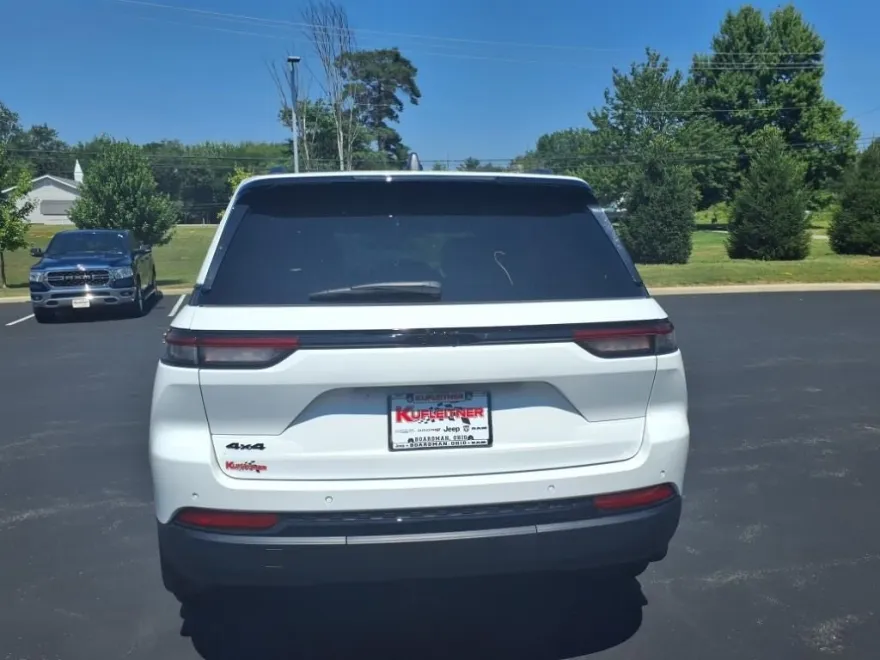 2025 Jeep Grand Cherokee Altitude X photo 1