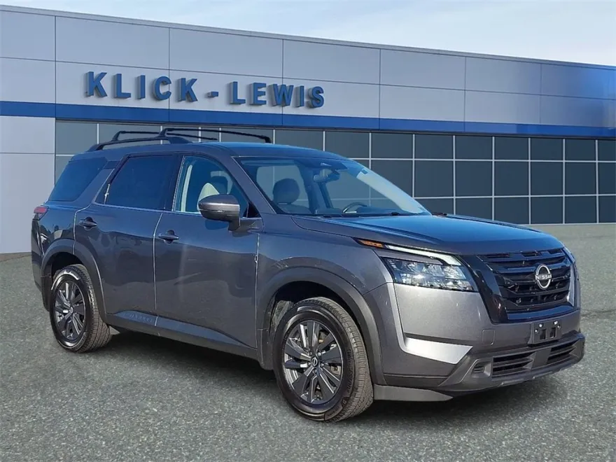 2023 Nissan Pathfinder SL photo 1