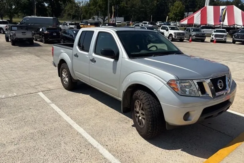 2019 Nissan Frontier SV photo 1
