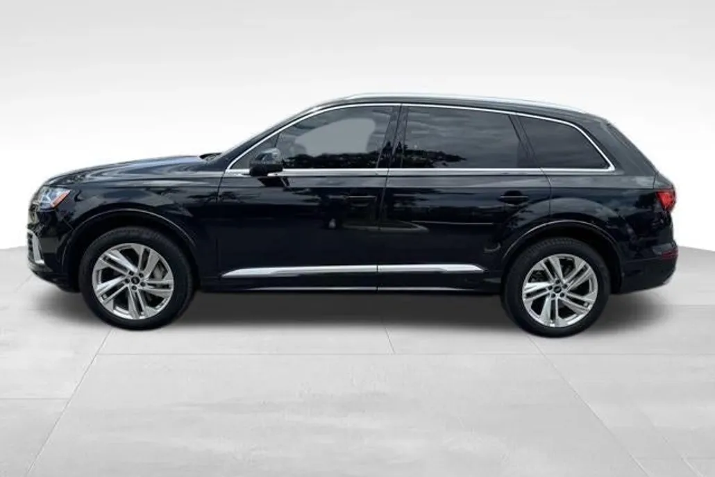 2023 Audi Q7 Premium photo 1