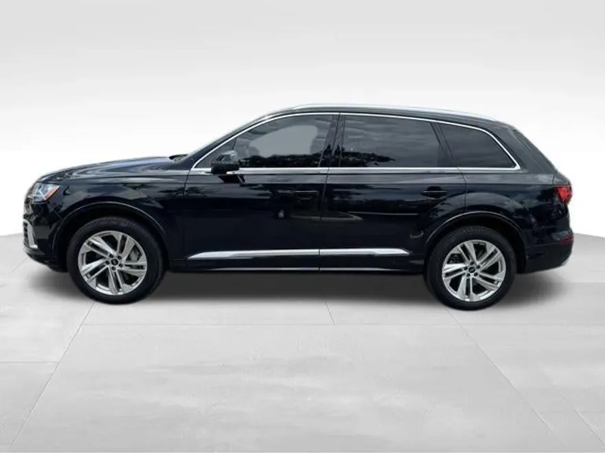 2023 Audi Q7 Premium photo 1